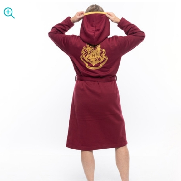 NWOT Hogwarts Crest Harry Potter bath robe with hood size LG/XL - Picture 1 of 7